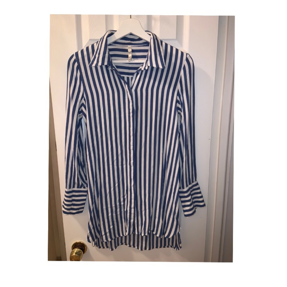 Women’s Zara Button Down Shirt